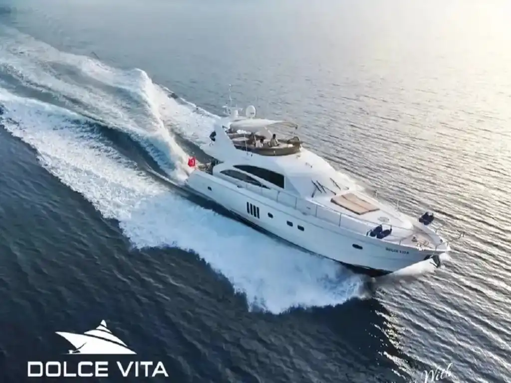 DOLCAVİTA YACHT